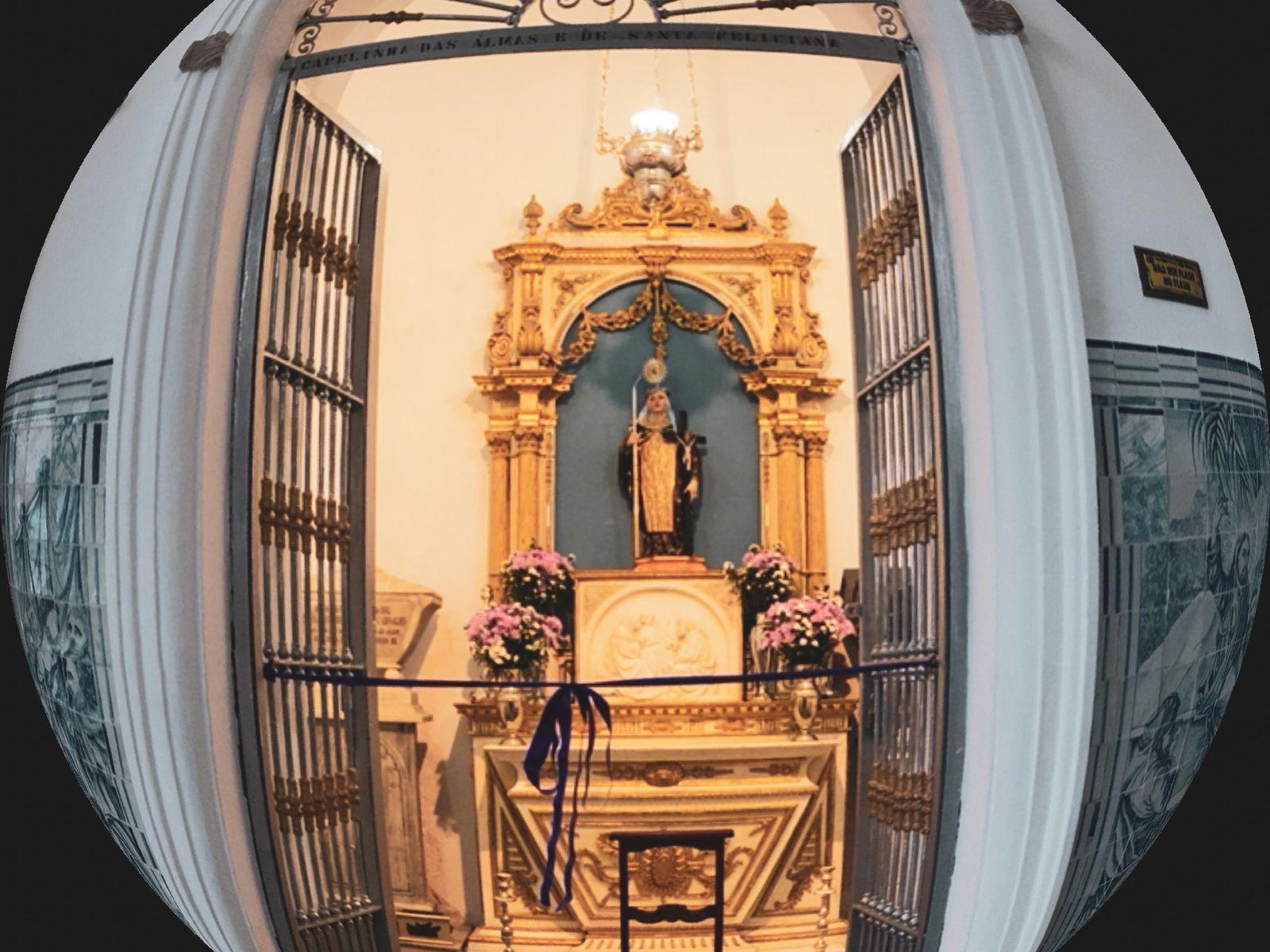 Capelinha das Almas de Santa Feliciana é reinaugurada na Igreja do Bonfim