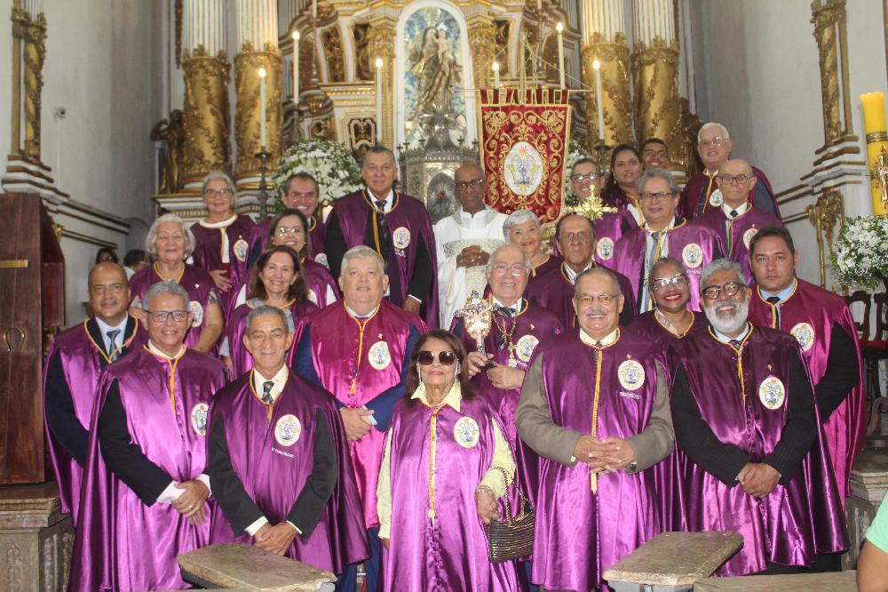 Missa com membros da Devoção do Senhor do Bonfim é realizada na Colina Sagrada
